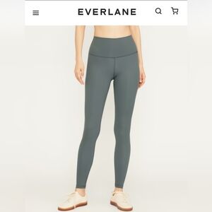 NWOT Everlane performance leggings
